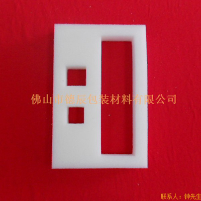 海綿內(nèi)托對各行各業(yè)產(chǎn)品起到絕緣、密封、防震、防塵、填充、隔音、固定，能夠保護(hù)包裝產(chǎn)品在運輸過程中安然無恙，起到保護(hù)產(chǎn)品的一個作用，同時可以美化產(chǎn)品，提升產(chǎn)品檔次。
3海綿內(nèi)托適用范圍
