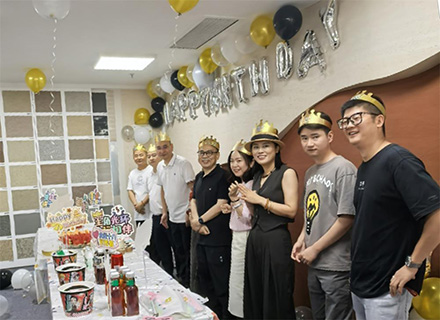 熾夏溫情  歲歲同行 —— 久石7、8月份集體生日會(huì)